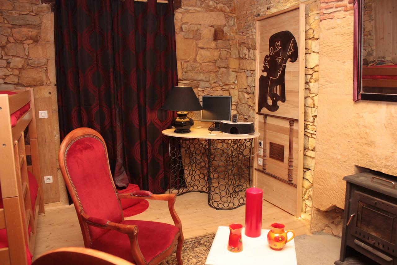Le Clos Mandalou Bed & Breakfast Saint-Pompont Ruang foto
